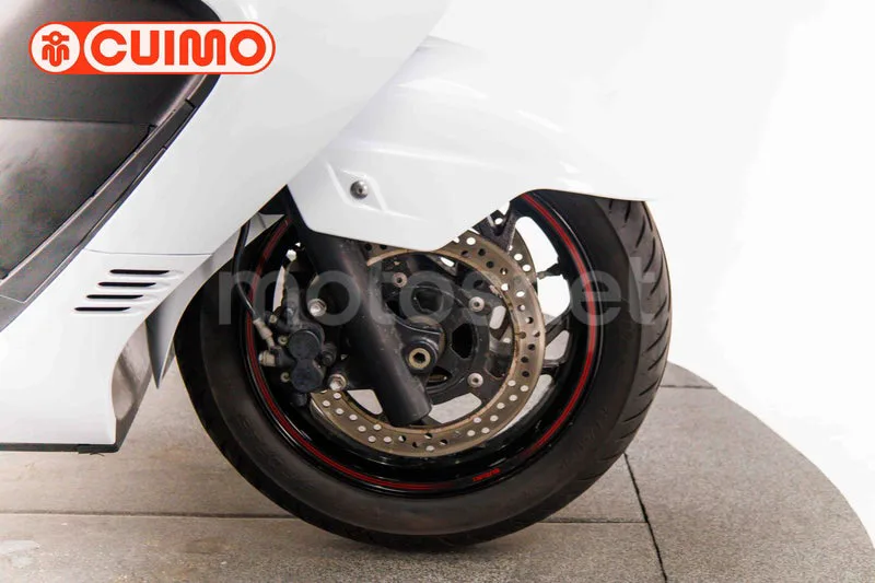 Suzuki Burgman 400 - Vista 13
