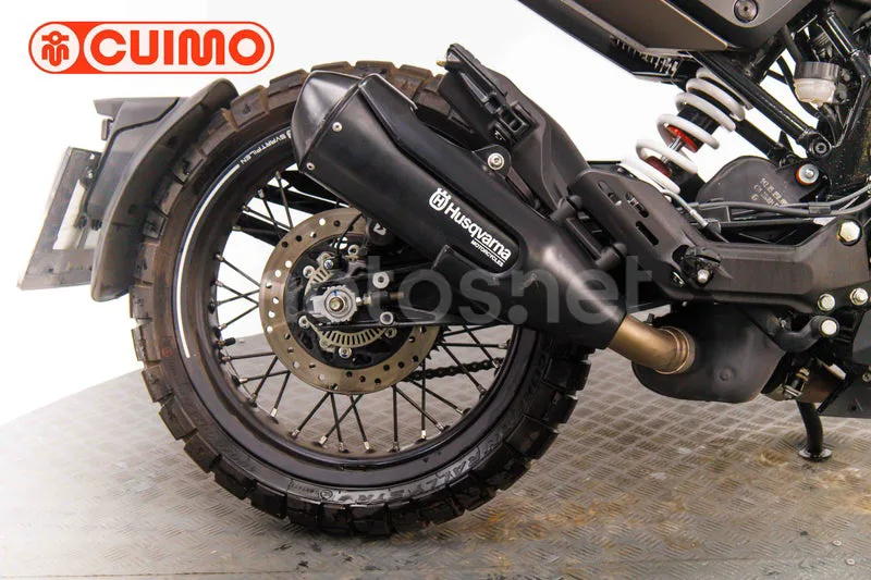 Husqvarna Svartpilen 401 - Vista 16