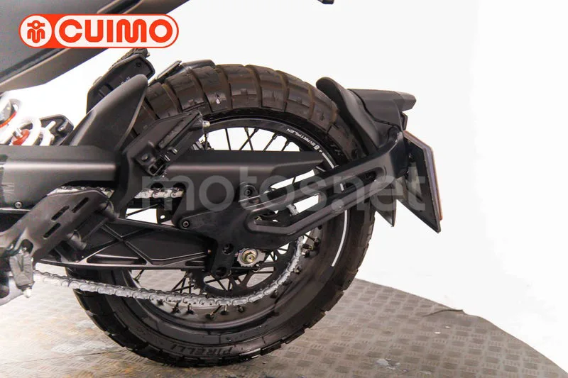 Husqvarna Svartpilen 401 - Vista 25