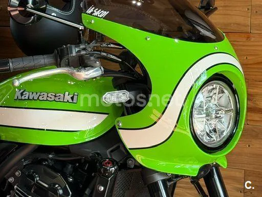 Kawasaki Z900RS - Vista 4