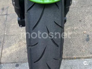 Kawasaki Z900RS - Vista 8