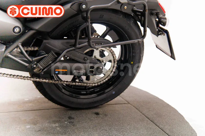Kawasaki Vulcan S - Vista 25