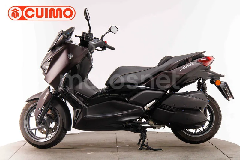 Yamaha XMAX 300 - Vista 8