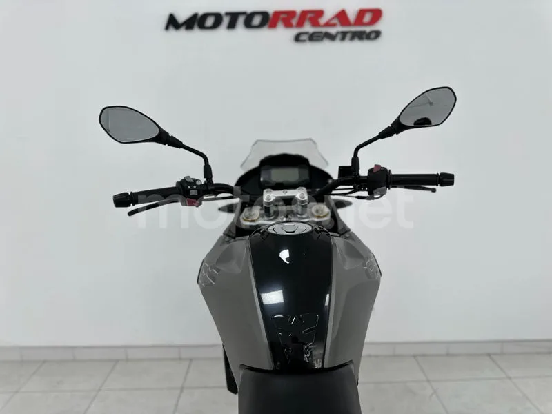 BMW G 310 GS - Vista 7