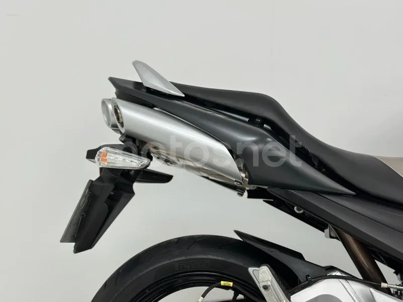 Suzuki GSR600 - Vista 24
