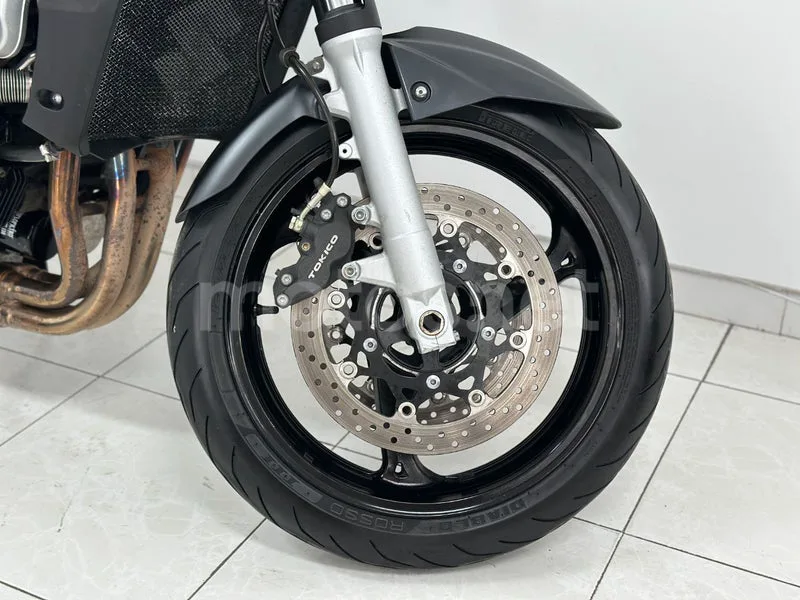 Suzuki GSR600 - Vista 30