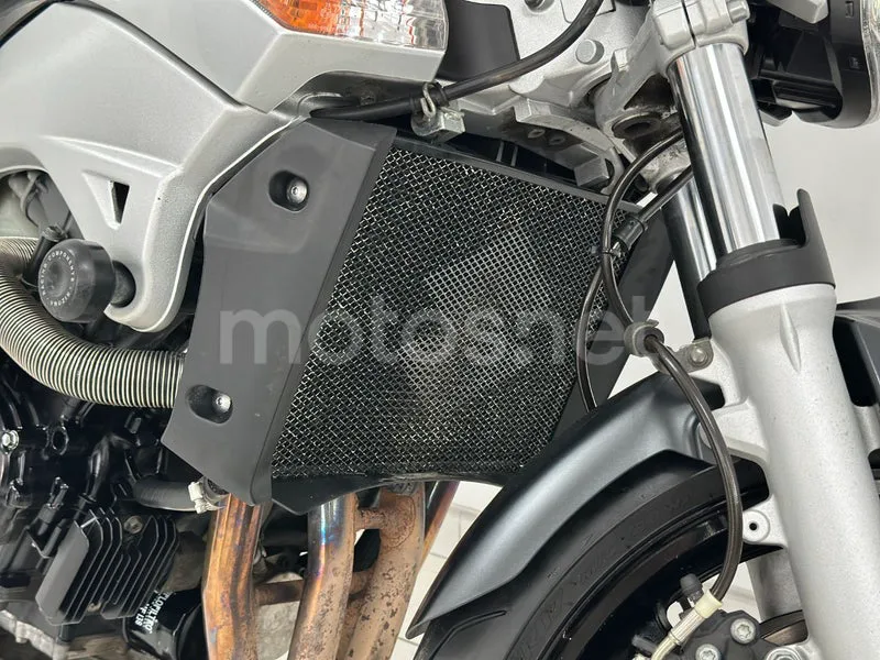 Suzuki GSR600 - Vista 31