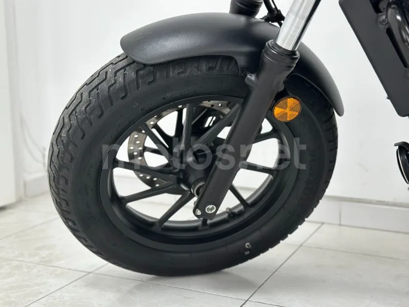 Honda Rebel 500 - Vista 21