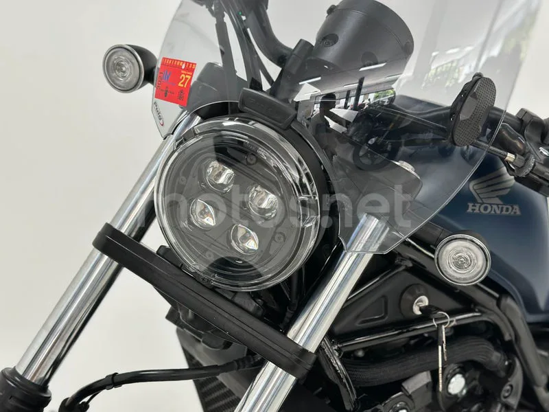 Honda Rebel 500 - Vista 32