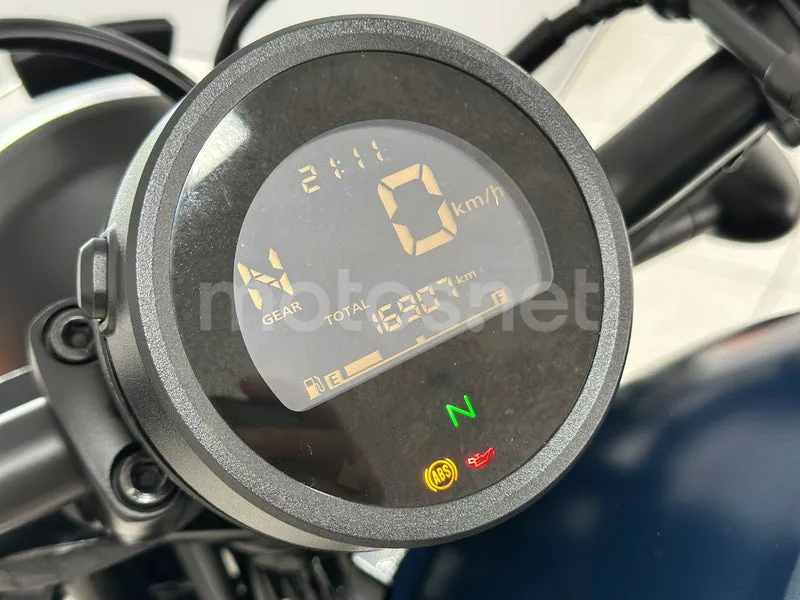 Honda Rebel 500 - Vista 33