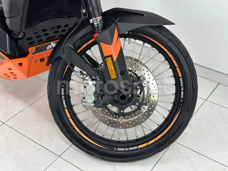 KTM 790 Adventure - Vista 16