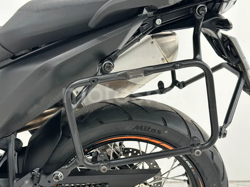 KTM 790 Adventure - Vista 38
