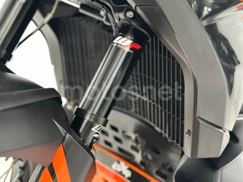 KTM 790 Adventure - Vista 45