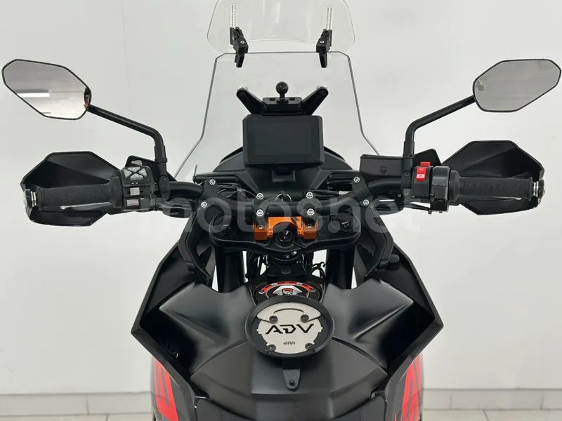 KTM 790 Adventure - Vista 6