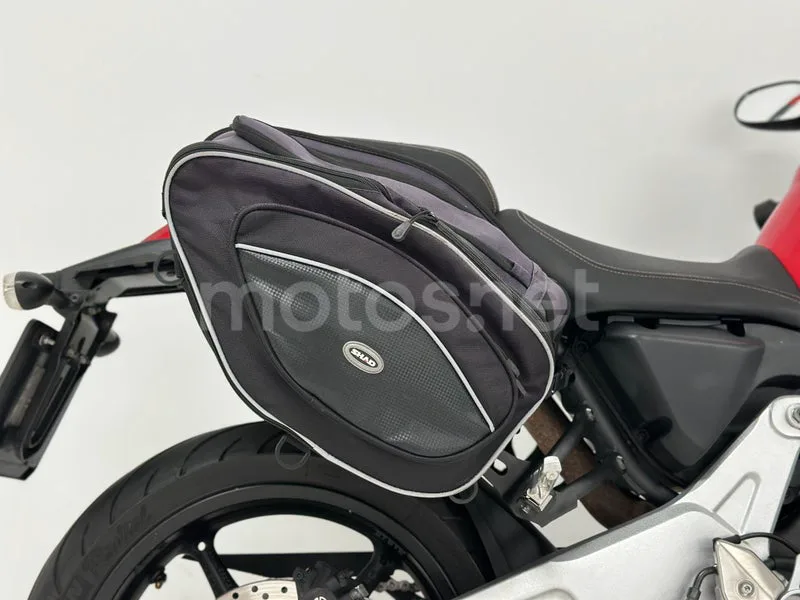 Yamaha MT-03 - Vista 11