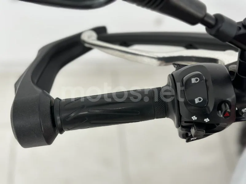 Yamaha MT-03 - Vista 19