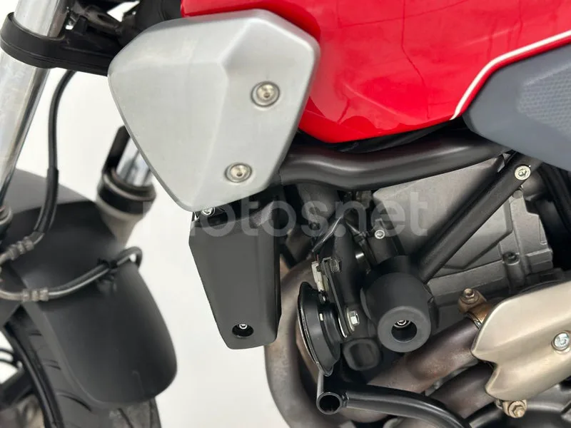 Yamaha MT-03 - Vista 24