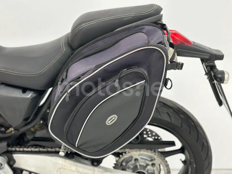 Yamaha MT-03 - Vista 28