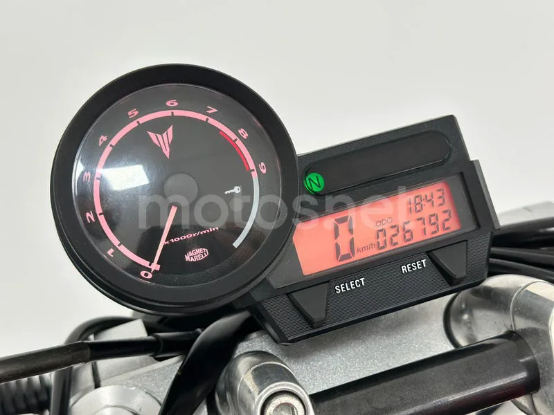 Yamaha MT-03 - Vista 29