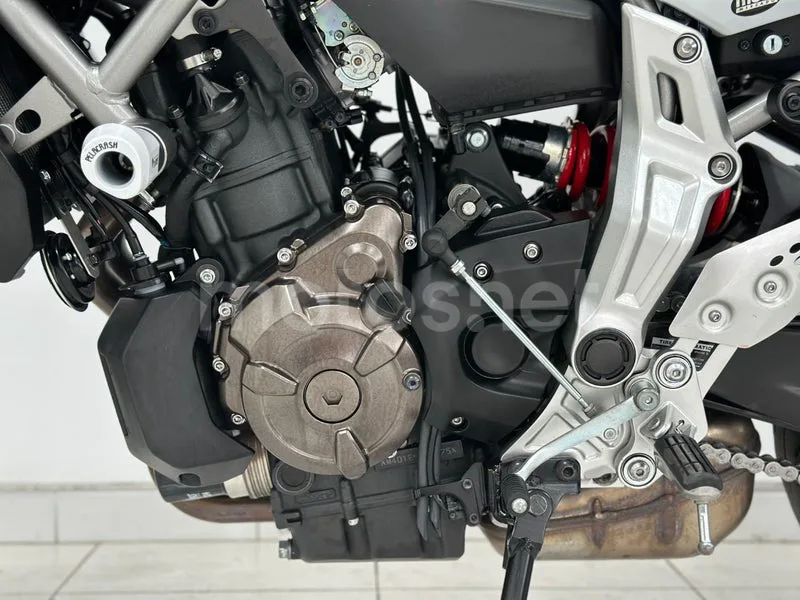 Yamaha MT-07 - Vista 22