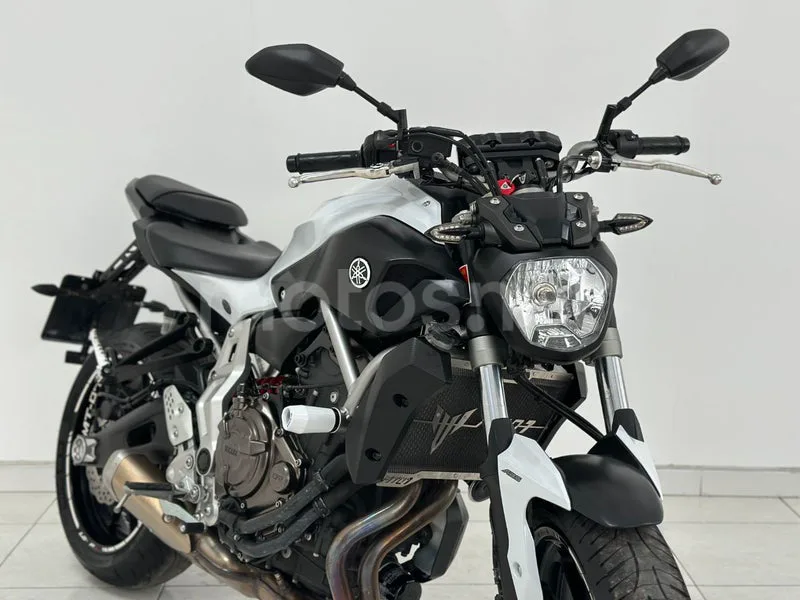 Yamaha MT-07 - Vista 5
