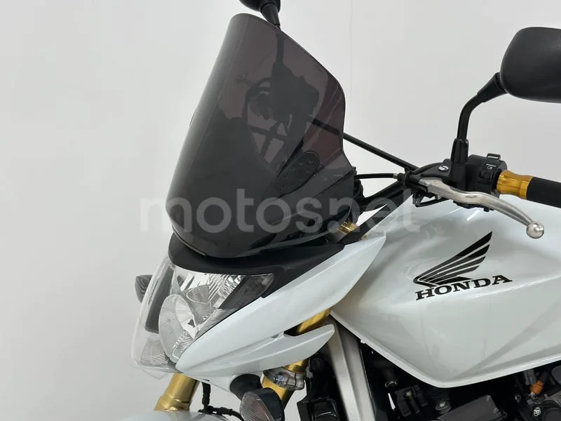 Honda CB600F Hornet - Vista 13