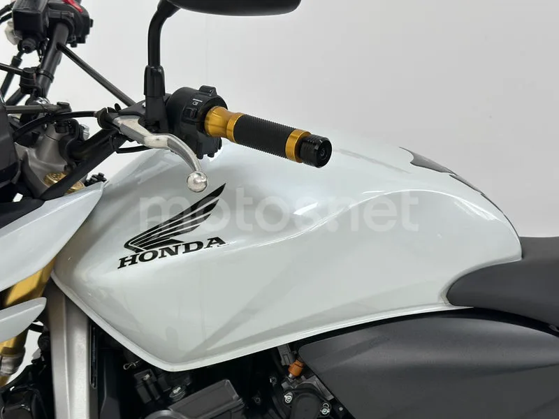 Honda CB600F Hornet - Vista 14