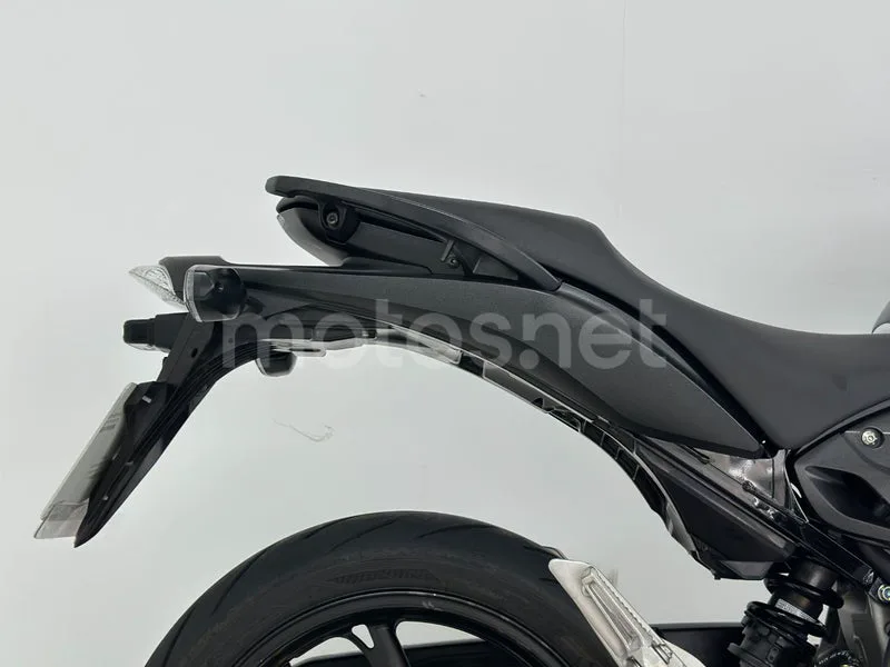Honda CB600F Hornet - Vista 21