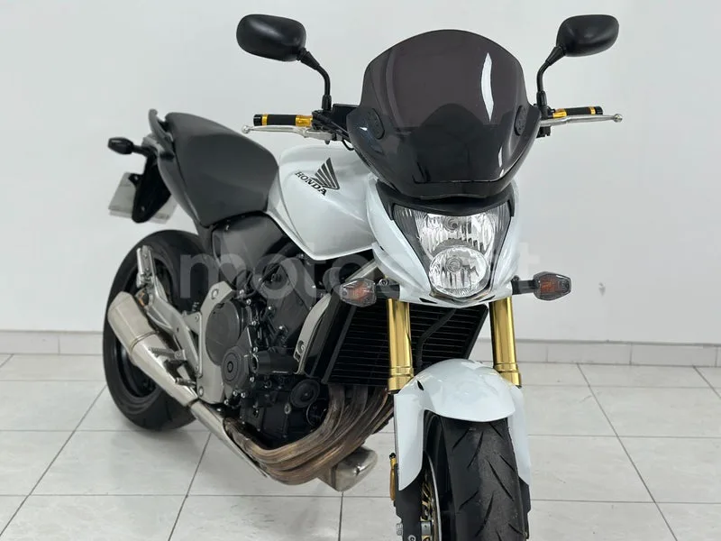 Honda CB600F Hornet - Vista 5