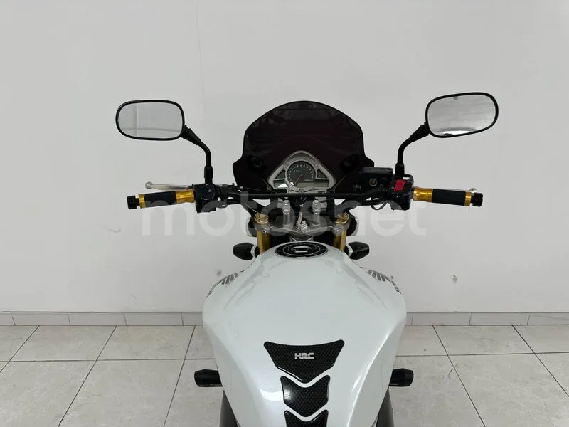 Honda CB600F Hornet - Vista 7