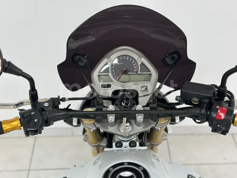 Honda CB600F Hornet - Vista 9