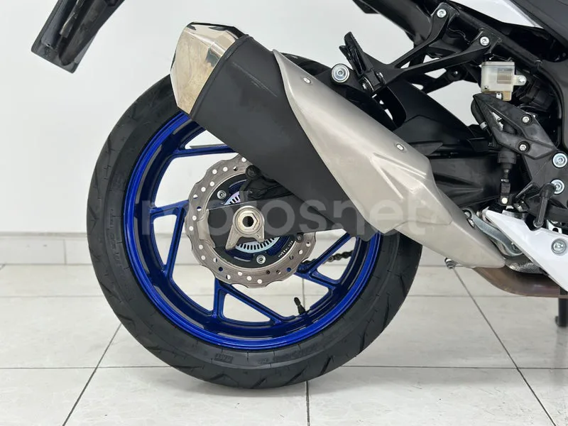 Suzuki GSX-S750 - Vista 19