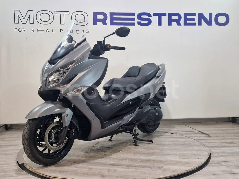 Suzuki Burgman 400 4495 € 2018 Alicante - 1