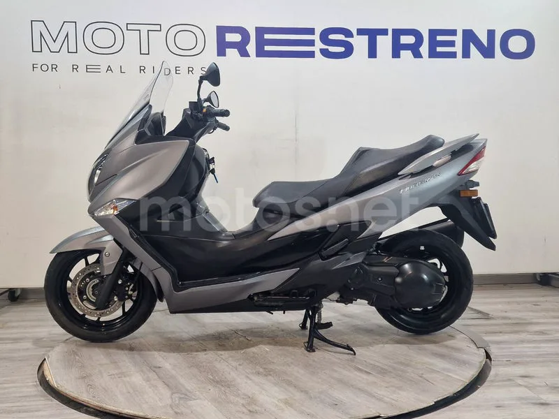 Suzuki Burgman 400 4495 € 2018 Alicante - 2