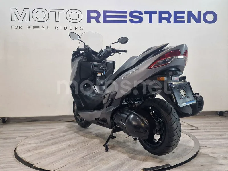 Suzuki Burgman 400 - Vista 3
