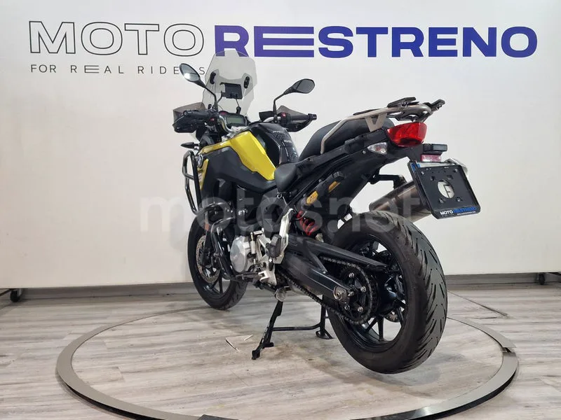 BMW F 750 GS - Vista 3