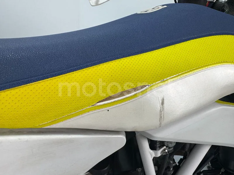 Husqvarna 701 Enduro - Vista 21