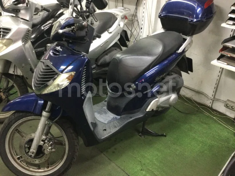 Honda SH125i 1390 € 2006 Barcelona - 1