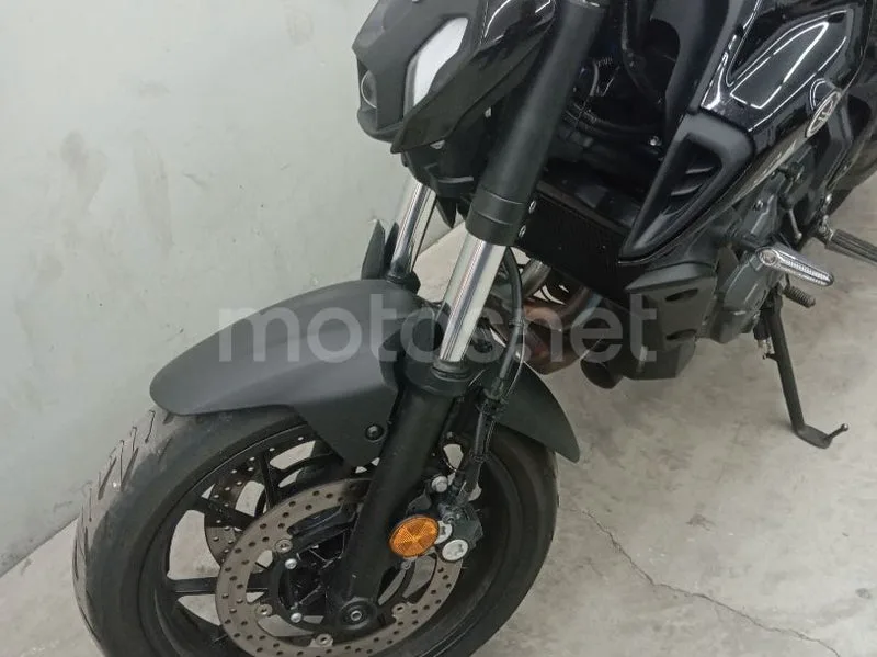 Yamaha MT-07 - Vista 3