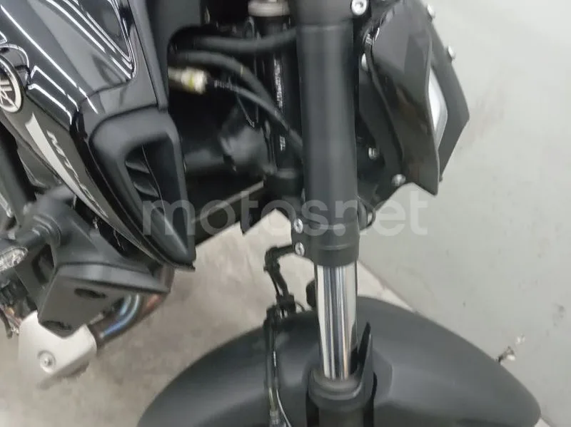 Yamaha MT-07 - Vista 6