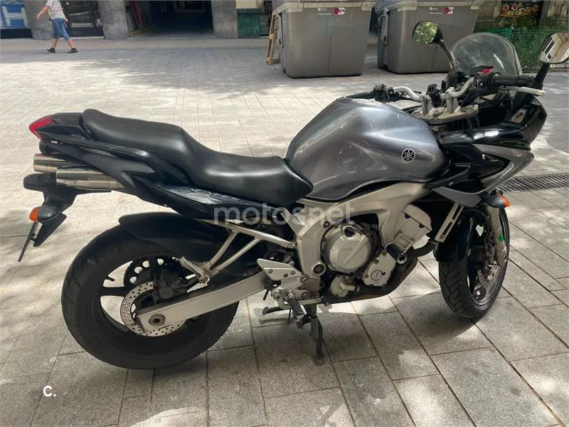 Yamaha FZ6 Fazer - Vista 4