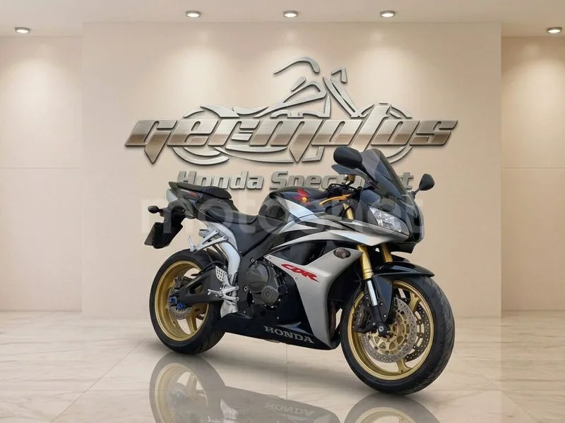 Honda CBR600RR 4250 € 2006 Córdoba - 1