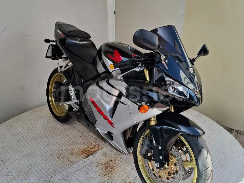 Honda CBR600RR 4250 € 2006 Córdoba - 2