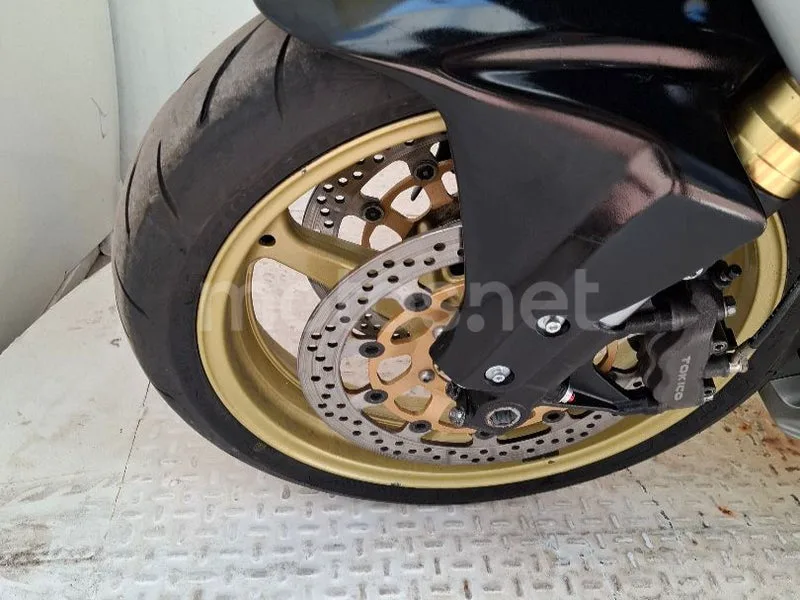 Honda CBR600RR - Vista 11