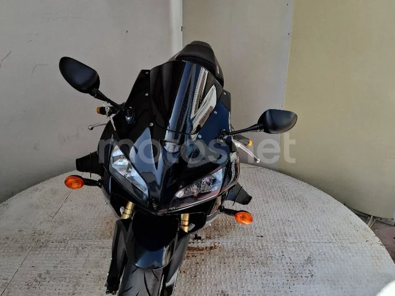 Honda CBR600RR - Vista 5
