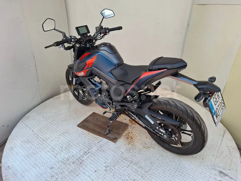 Zontes 125 U - Vista 7