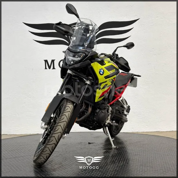 BMW F 900 GS - Vista 3