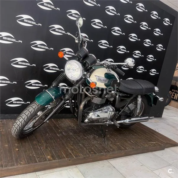 Triumph Bonneville T100 - Vista 5