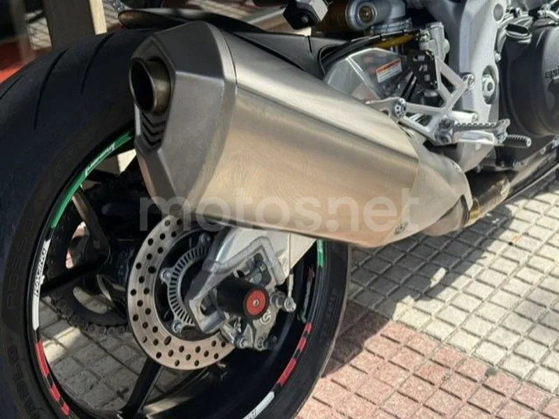 Aprilia Tuono V4 1100 10.950 € 2021 Madrid - 2