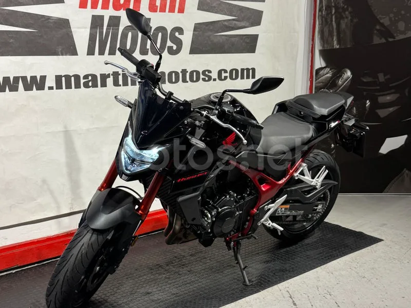 Honda CB750 Hornet - Vista 8